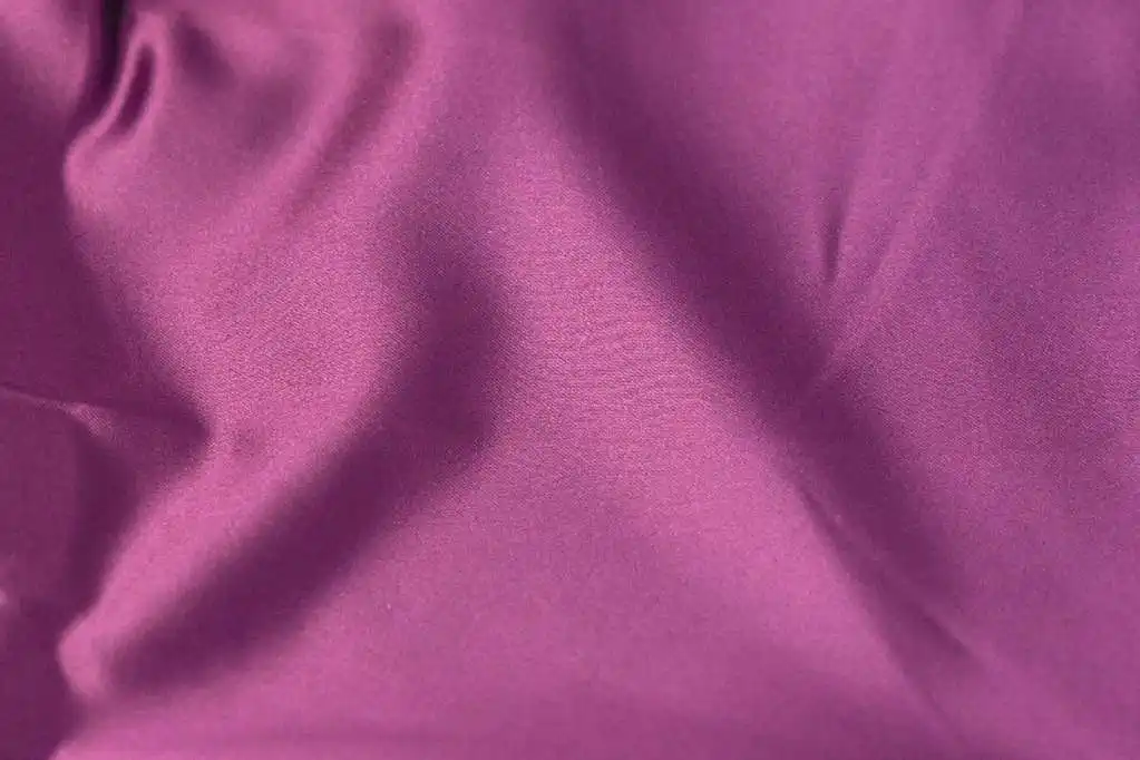( Silky Satin 37 ) AK